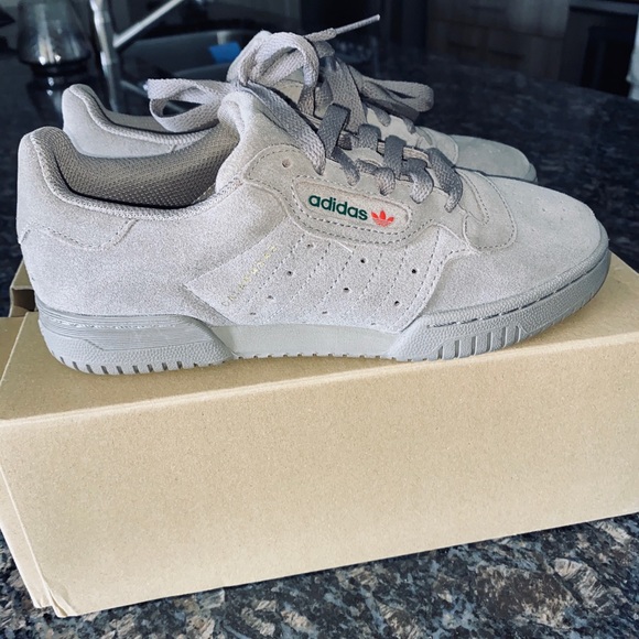 yeezy powerphase true to size